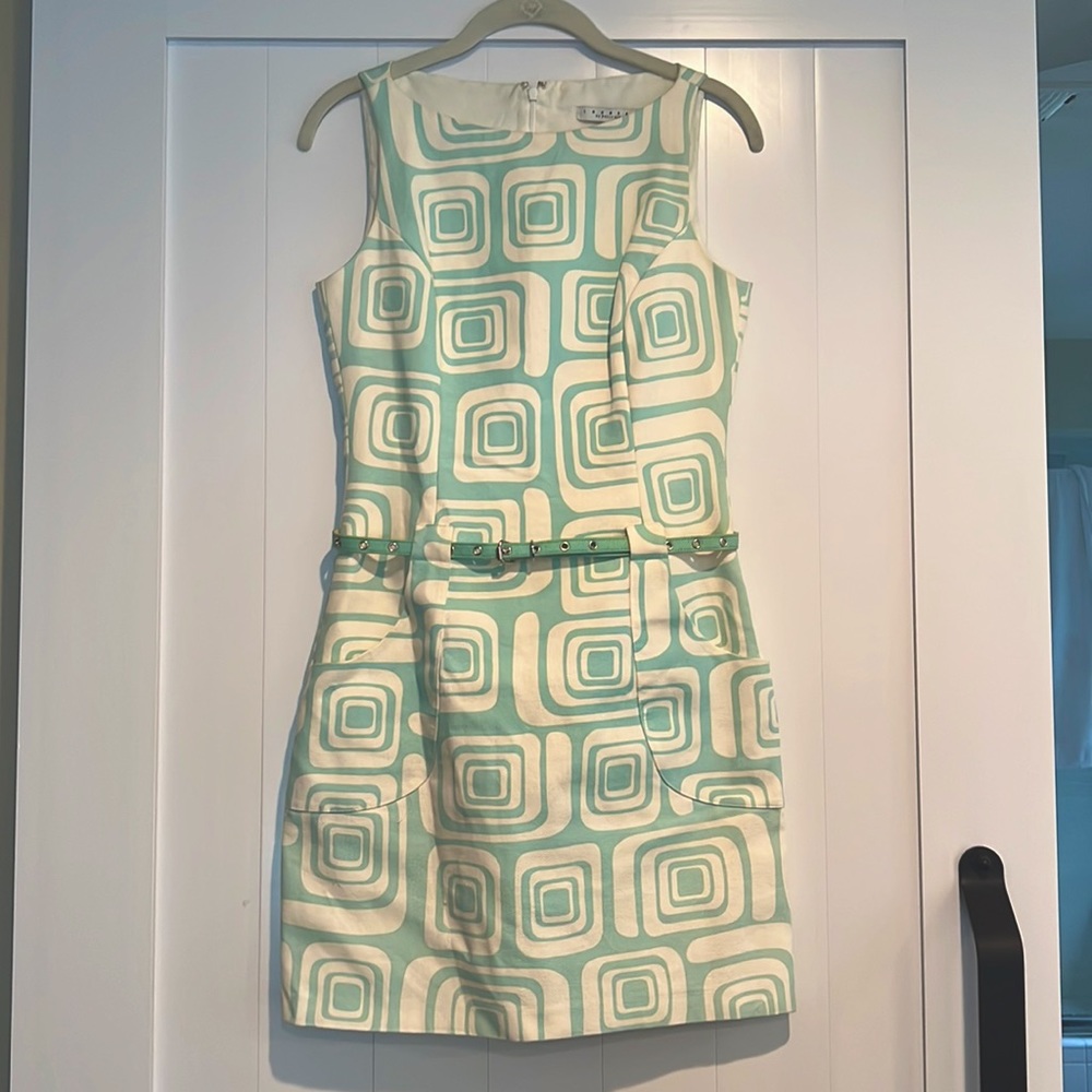 Laundry by Shelli Segal. Light Blue geometric dress w/ matching belt (2)